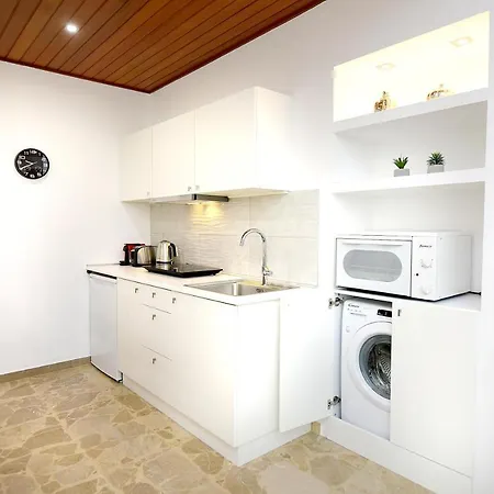 Martha's Rhodes City