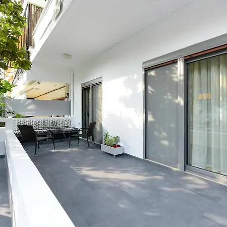 Martha's Rhodes City