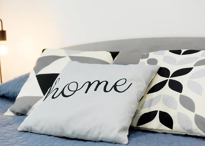 Martha's Rhodes City